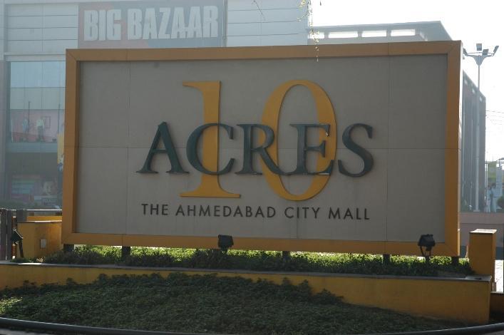 10 Acres - The Ahmedabad City Mall